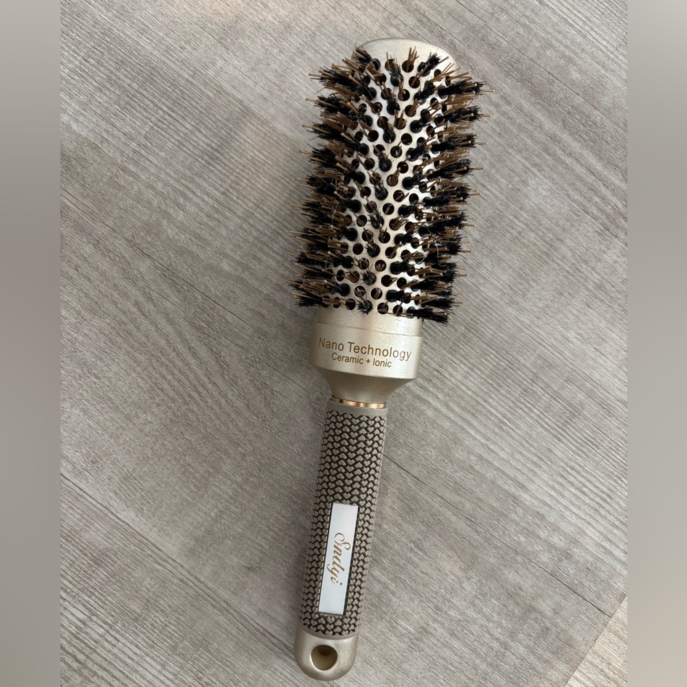 Nano Technology 1 3/4” Ceramic Styling Round Brush